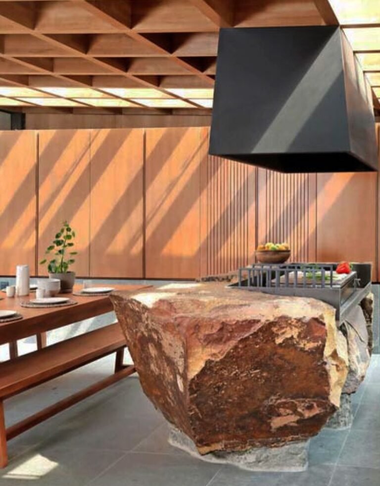Press clipping — Patio and Quincho